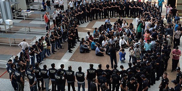 Paralel yapı operasyonunda 8 tahliye talebi