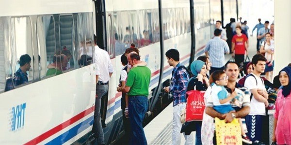 Yüksek Hızlı Tatil çılgınlığı!