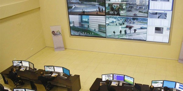MOBESE kameraları para bastı