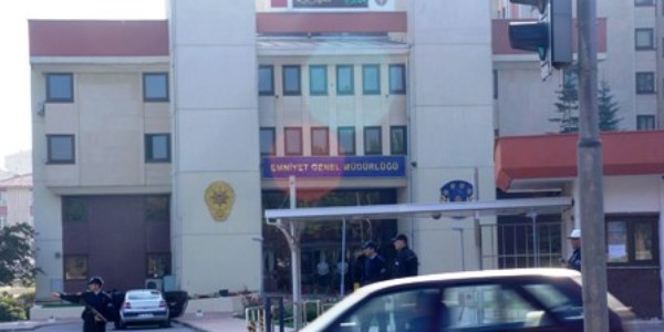 Emniyet adına üniversitelerde okutulacak öğrencilere dair yönetmelikte değişiklik