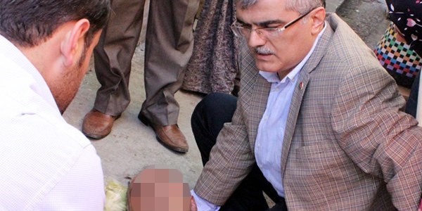 Kalp krizi geçiren vatandaşa ilk müdahale vekilden
