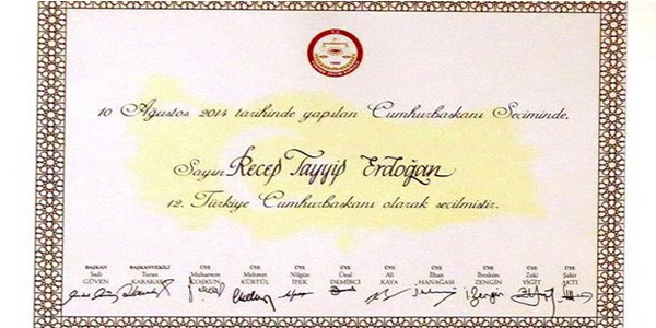 Mazbatayı Erdoğan'ın hattatı yazdı