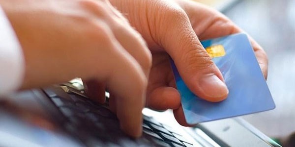 'Kredi ve kart düzenlemeleri banka karlarını etkiledi'
