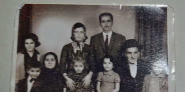 Yakınları Davutoğlu'nun bilinmeyenlerini anlattı