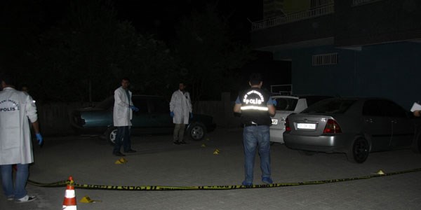 Diyarbakr'da polise silahl saldr: 1 ehit