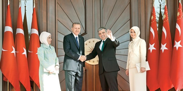 Köşk'te üçüncü kravatlı