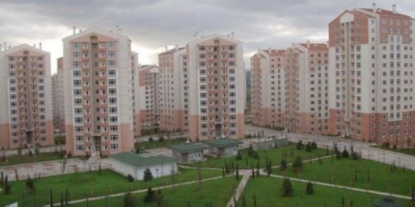 Konutta balon yok arz fazlası var
