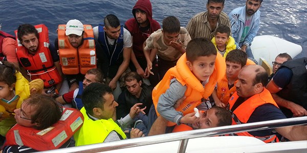 Yasa dışı göçmenler 7 bin 500'ü aştı