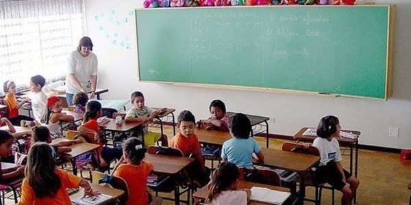 'Özel' ilkokul 13 bin üniversite 21 bin TL