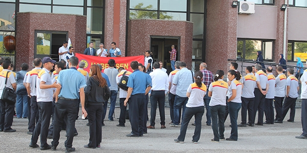 Posta çalışanlarından fazla mesai eylemi