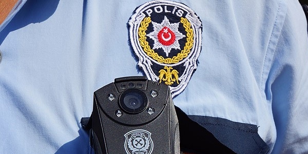 Trafikte mini yaka kamerası dönemi