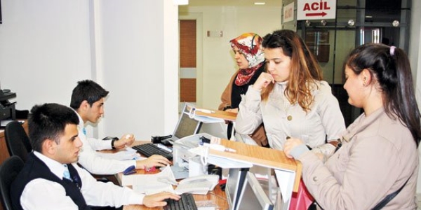 Kamuda taşeron yaşadı özel sektör geride kaldı