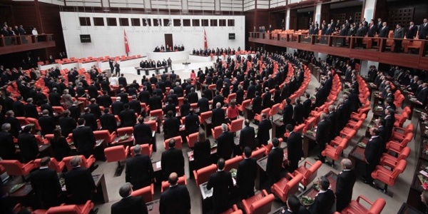 Dokunulmazlık dosyaları 989'a ulaştı