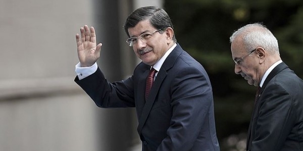 Davutoğlu'ndan MİT'e teşekkür ziyareti