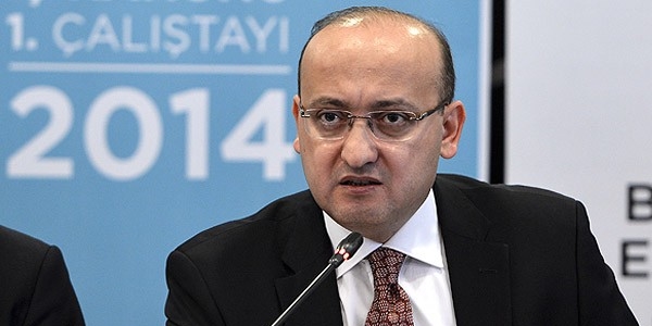 Akdoğan: Basında yasal mevzuat yeniden ele alınmalı