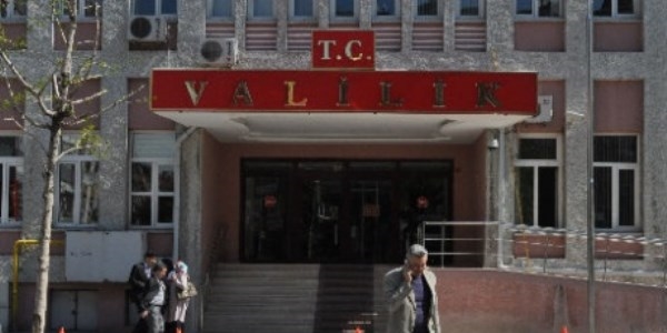 Valilik'ten KDK'dan öğretmen isteyen öğrenci açıklaması