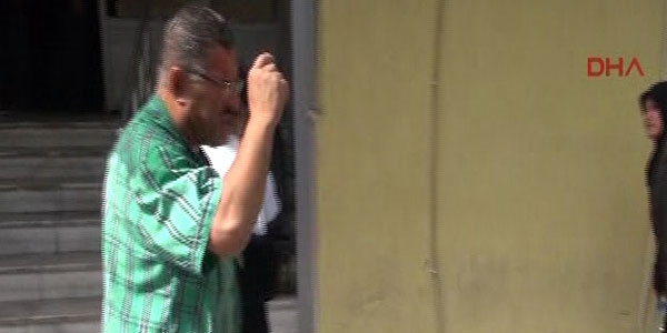 İmam, il müftülüğü önünde kendini yakmak istedi