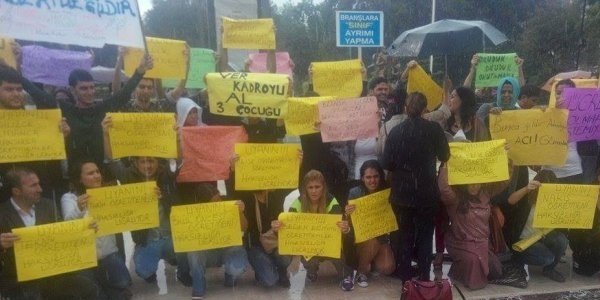 Ataması yapılmayan branş öğretmenleri eylem yaptı