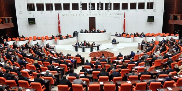 Suriye ve Irak tezkeresi Meclis'te