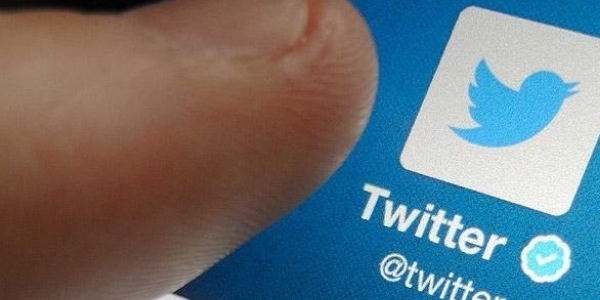 Twitter'den 'zaman ak' uygulamas