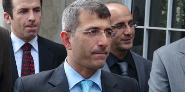 Muammer Akkaş için ihraç ve yargılama