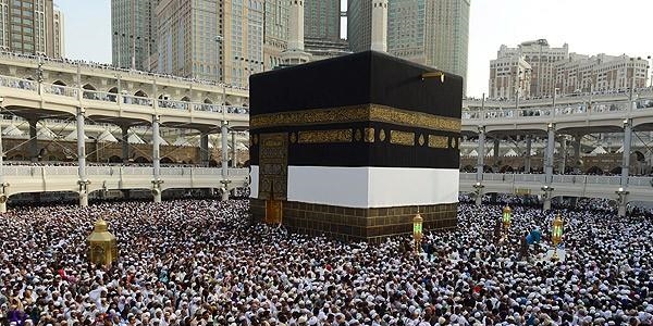 Hac için 1,5 milyon kişi sıra bekliyor