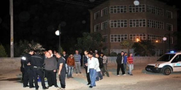 Emekli imamı dövüp soydular!
