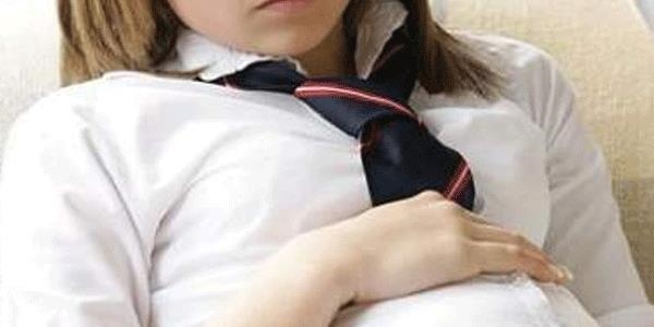 Liseli kız tuvalette doğurduğu bebeğini çöpe attı!