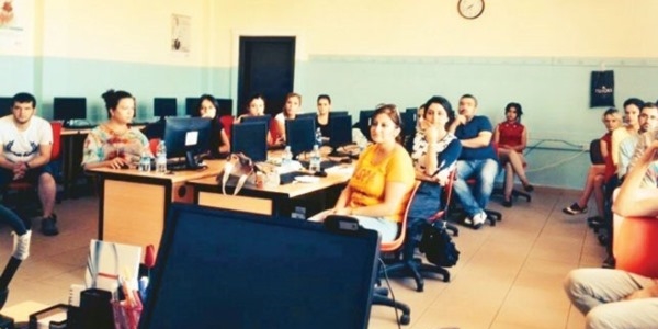 Atanamayan öğretmenlere UMEM'le iş imkanı