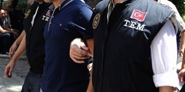 Tanığın ifadesini polis evde aldı