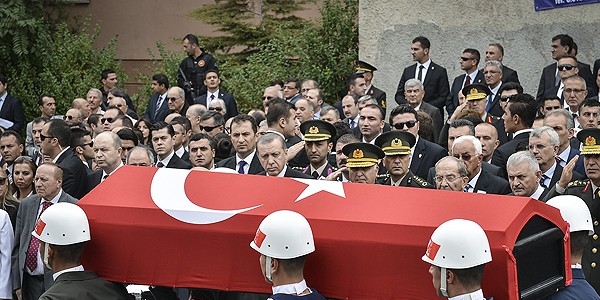 Doğan Güreş son yolculuğuna uğurlandı
