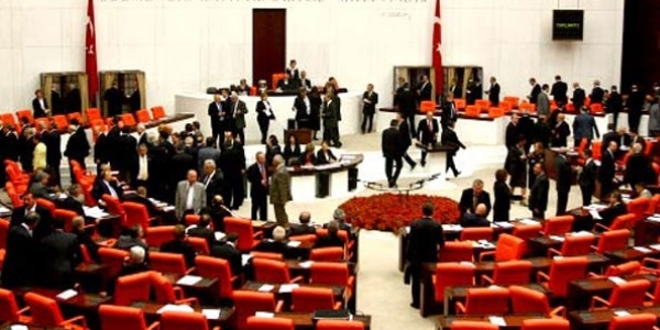 Meclis'in bugünkü gündemi belli oldu