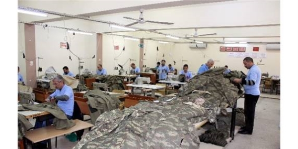 Bu Cezaevi fabrika gibi çalışıyor