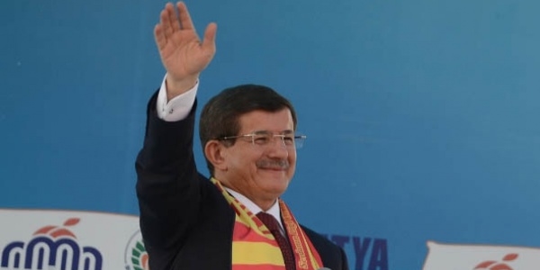 Davutoğlu, 'milli aşı' çalışmalarından memnun