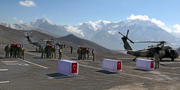 Yüksekova'daki 3 şehit uğurlanıyor