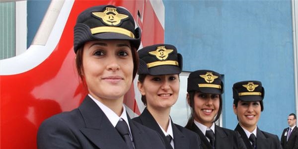THY'nin artık 76 kadın pilotu var