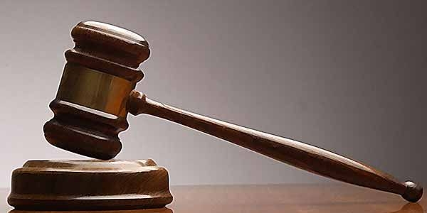 Karısına 'salak' dediği için tazminat ödeyecek