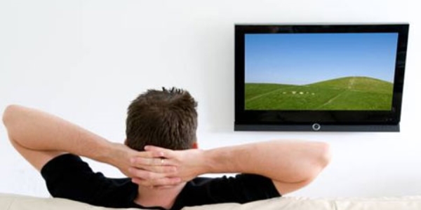 Televizyon izlemek kalp krizi riskini artryor