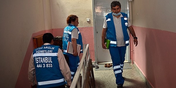 611 ekip aracıyla evde sağlık hizmeti veriliyor