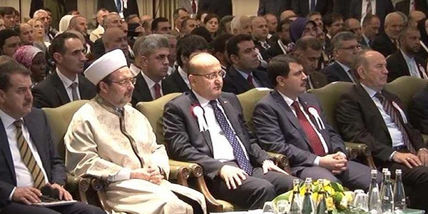 Türkiye İslam'ı yaşamak konusunda model ülke