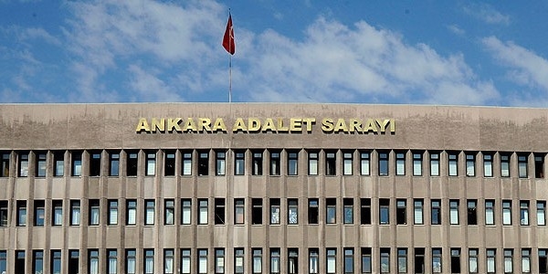 Erdoğan'ı dinleyen polislere casusluk iddianamesi