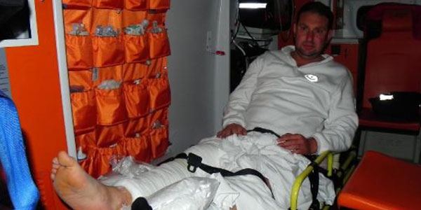 Ambulans şoförünü dövdüler!