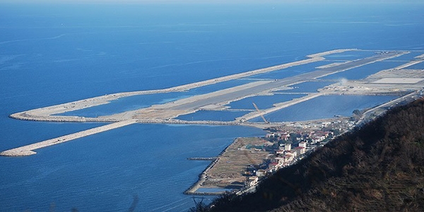 İki şehrin hayali için 32 milyon ton taş denizle buluştu
