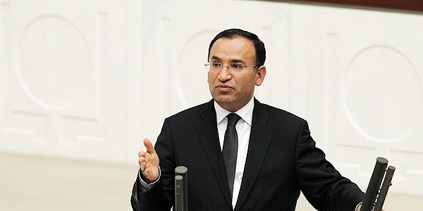 İnsanların onurunu korumak gerekir