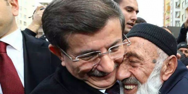 Elimi öptü çok duygulandım