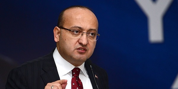 'Toplumun içine sinmeyecek hiçbir adım atmayız'