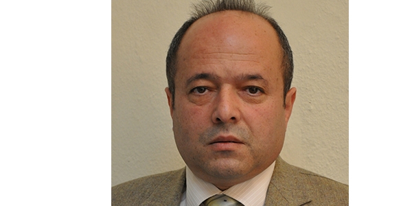 Cezaevi müdürü görevi başında kalpten öldü!