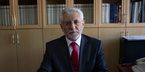 MAÜ Rektör Vekilliği için Prof. Dr. Ağırakça görevlendirildi