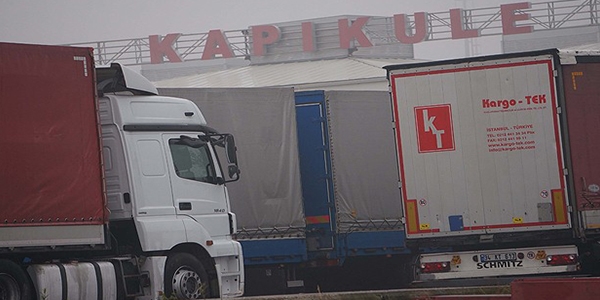 Kapıkule'den tır geçişi yapılamıyor