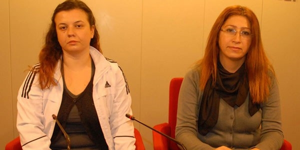 Öğrenci annesinden kadın öğretmene dayak